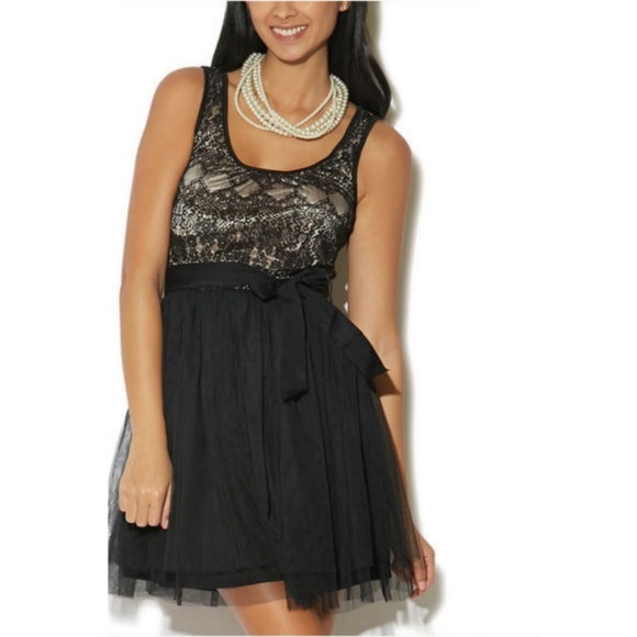 Wet Seal Dresses & Skirts - Wet seal tulle dress